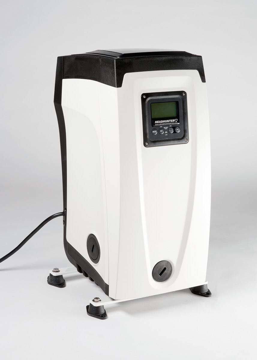 AQX-230 SUPER SILENT CONSTANT PRESSURE SYSTEM: 220-230V AC 1 PHASE, 50/60 HZ. 9 AMPS 20GPM@60 PSI, 1" INLET/DISCHARGE, INTEGRATED PRESSURE ACCUMULATOR TANK, AND CONTROL PANEL